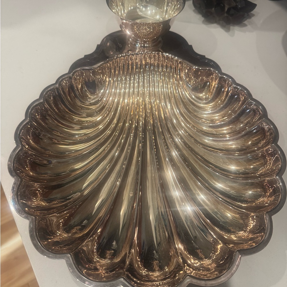 Vintage WM Rogers 89574 Silver Plated Scallop Shell Serving Dish Dip Cup Large